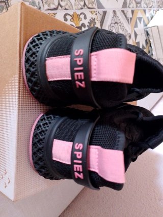 Zapatos SPIEZ negros y rosas