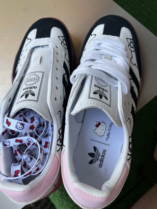 Adidas Samba Hello Kitty