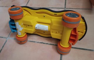 Skate infantil con ruedas naranjas