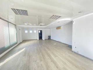 Local comercial en alquiler en Palau-solità i Plegamans