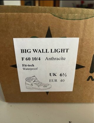 Scarpe Trekking Uomo Fitwell 40 mai indossate