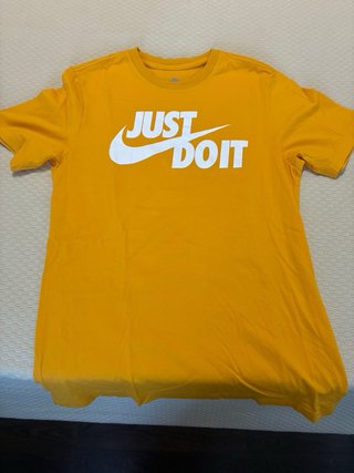 Camiseta Nike Just Do It Talla S Amarilla