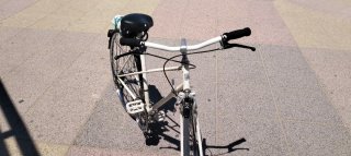 Bicicleta de paseo marca G.A.C. color blanca,