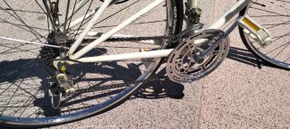 Bicicleta de paseo marca G.A.C. color blanca,