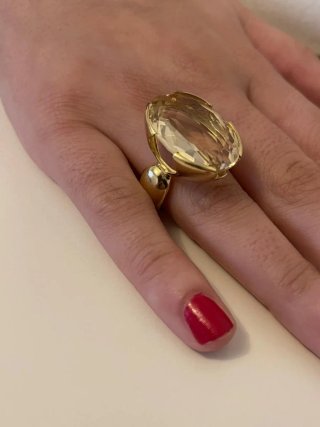 SORTIJA DE ORO 18 QUILATES