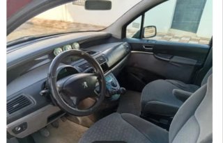 Peugeot 807 2004