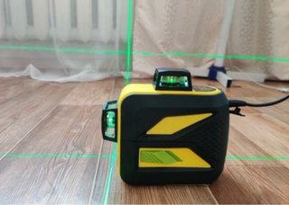 Nivel Láser 3D Verde