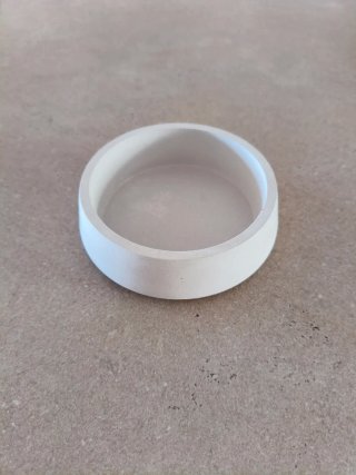 Ciotola in cemento piccola