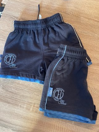 Pantalones cortos de uniforme  Colegio los milagro