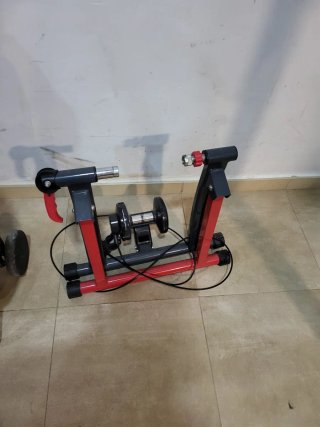 Rodillo entrenamiento mecánico bici