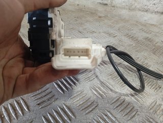 CERRADURA PUERTA DELANTERA DERECHA PEUGEOT 407 9683417780