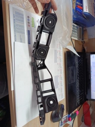 Soporte trasero izquierdo VW Polo
