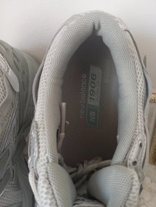 New Balance 1906A Grigio Sneakers