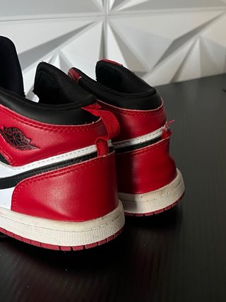 Air Jordan 1 High Rojo/Blanco