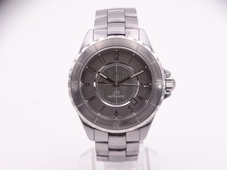 CHANEL J12 Chromatic Automatic Cerámica H2979