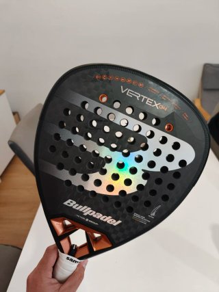 Bullpadel Vertex 04