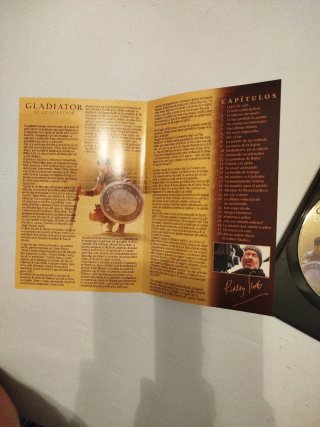 DVD Gladiator con un disco de contenido adicional