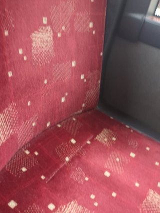 Silla de tela roja