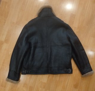 Chaqueta cazadora de piel de borrego