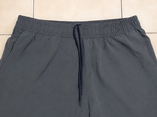 Pantalón Corto Under Armour Gris