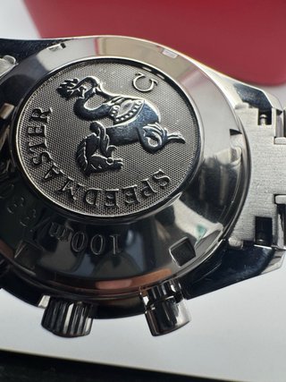 Omega Speedmaster Triple Calendario
