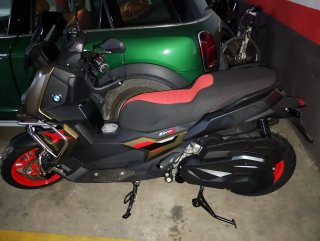 BMW C 400X RUGGED Maxi Scooter