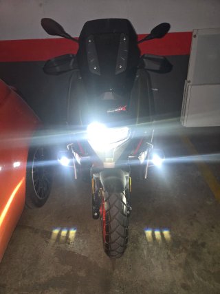 BMW C 400X RUGGED Maxi Scooter