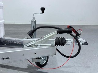 Caravana Modelo 330