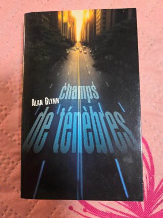 CHAMPS DE TENEBRES