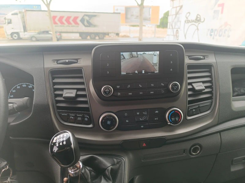 Ford Transit 2022, foto 3