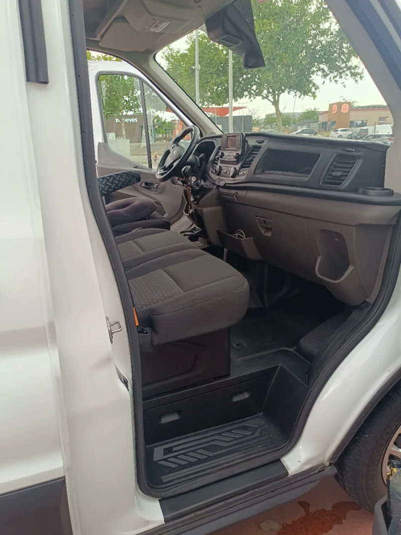 Ford Transit 2022, foto 4