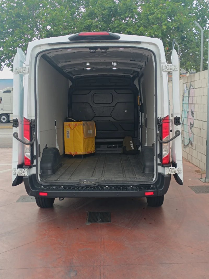 Ford Transit 2022, foto 6