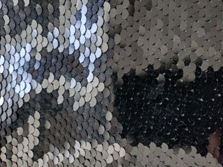 Mochila Benetton Lentejuelas Negras. Sin Estrenar