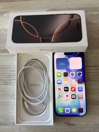 iPhone 16 Pro 128GB - 98% Batería factura