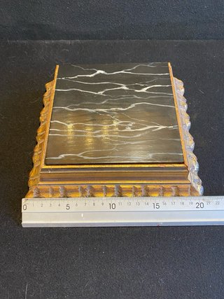 Peana madera para imagen religiosa virgen o niño