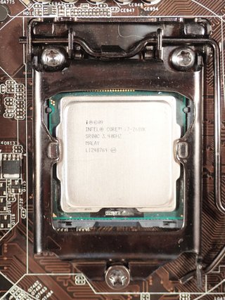 Placa ASRock Z77 Extreme4 + i7 2600K + 16GB DDR3