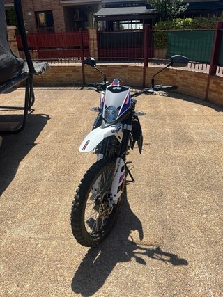 Aprilia RX 125 Enduro Moto