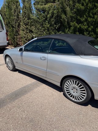 Mercedes - Benz CLA