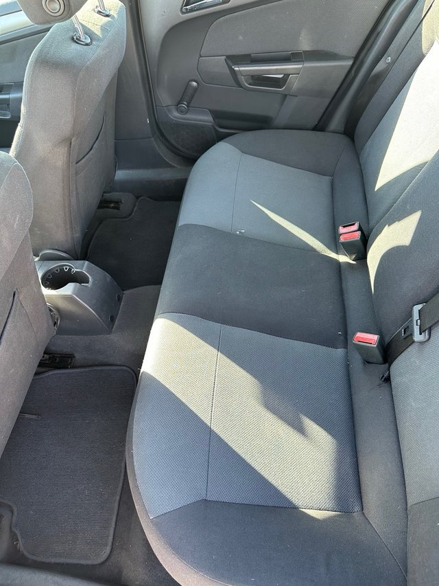 Opel Astra 1.7 CDTI 100cv Enjoy 5P