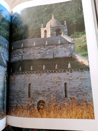 Libro de geografía de España
