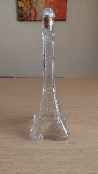 Bottiglia in vetro a forma di Torre Eiffel