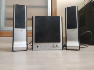 Altavoces Genius 2.1 Negro/Plata