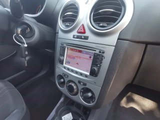 Opel Corsa PANTALLA