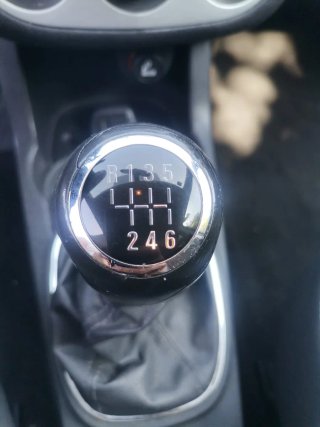 Opel Corsa PANTALLA