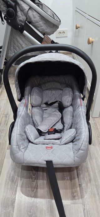 Carro de bebé gris acolchado Poco uso!