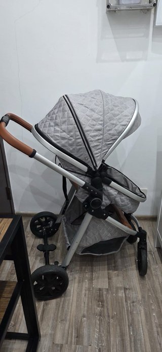 Carro de bebé gris acolchado Poco uso!