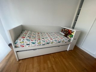 Cama infantil con cajones