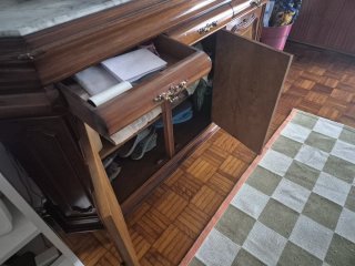 Mueble recibidor madera y mármol +espejo