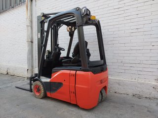Carretilla elevadora Linde E16C-02
