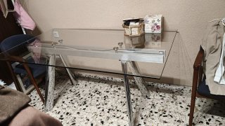 Mesa de cristal extensible